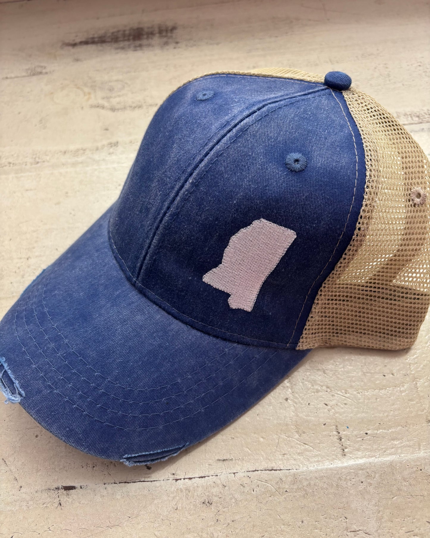 Mississippi Embroidered Distressed Hat